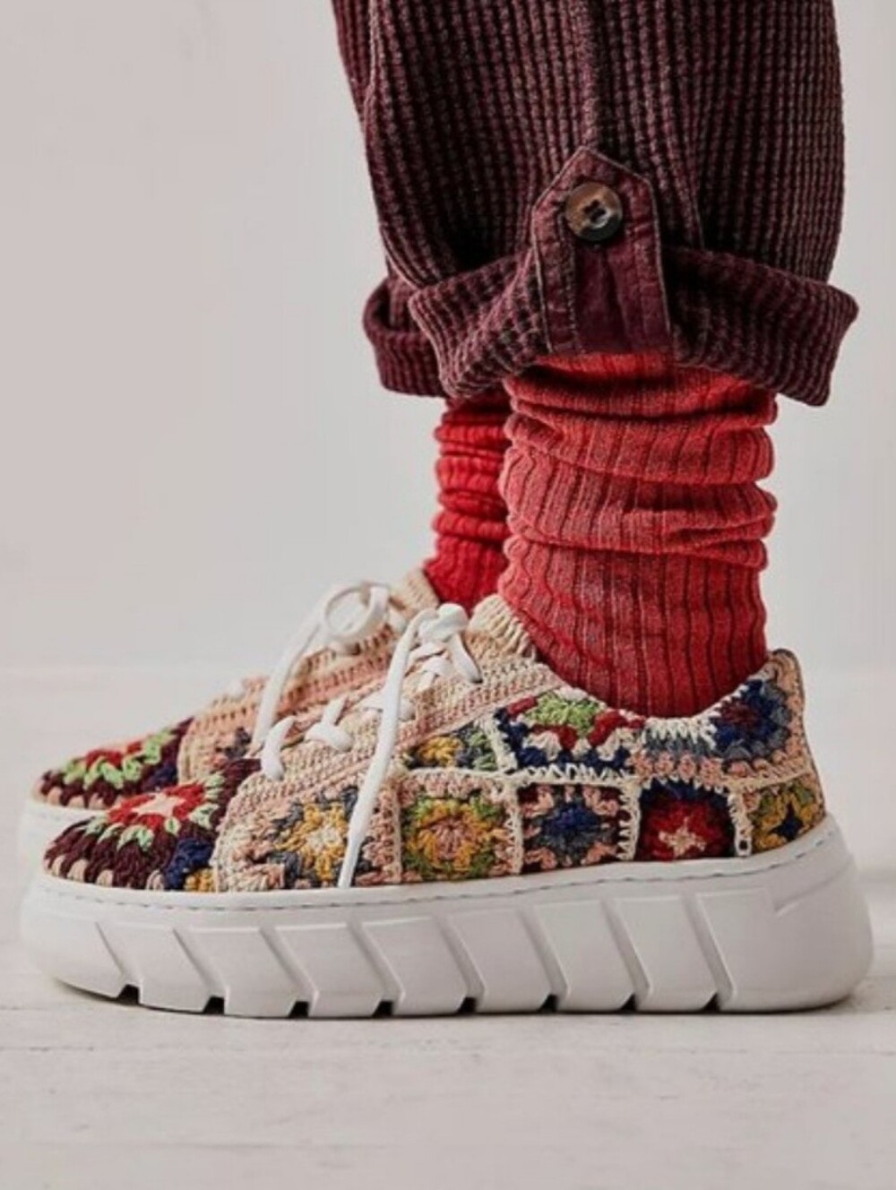 Free People Catch Me If You Can Woven Crochet Lace-Up Sneakers - Multicolor NWT - Picture 7 of 12